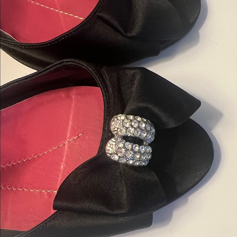 Kate Spade Black Heels with Crystal Bow - Picture 2 of 6